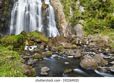 123 Marokopa Falls Images, Stock Photos & Vectors | Shutterstock