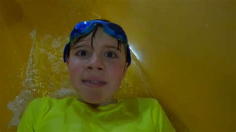 Totem Towers Water Slide Yellow Great Wolf Lodge Youtube