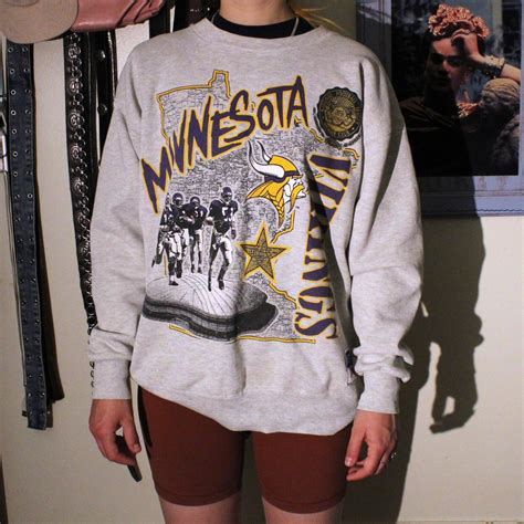 Vintage S Minnesota Vikings Crew Neck Mens Size Depop