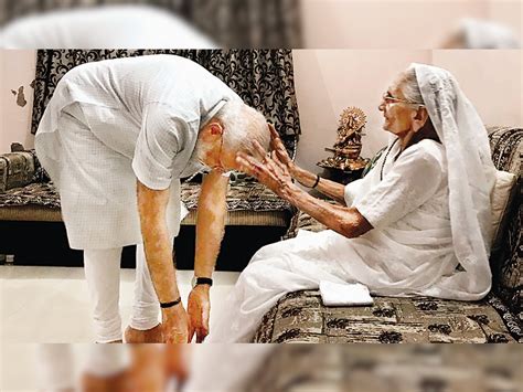 Poll Battle Won Pm Narendra Modi Seeks Mothers Blessing