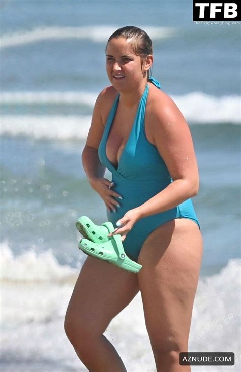 Jacqueline Jossa Sexy Seen Flaunting Her Bikini Body Wearing A One Piece Swimsuit In Marbella