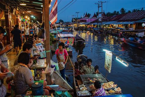 How To Visit The Best Floating Markets Near Bangkok