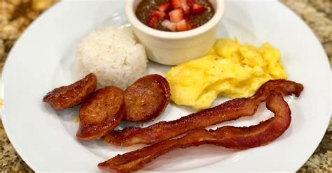 Great Eats Hawaii Portuguese Sausage Eggs And Rice