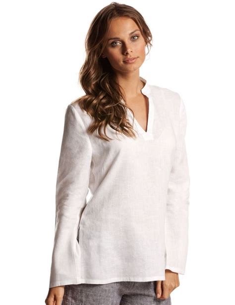 20 White Tunic Shirts For Women 15 In 2020 White Tunic Shirt White