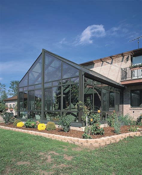 Sun And Stars Straight Eave Glass Sunroom Classique Terrasse Et Patio New York Par Four