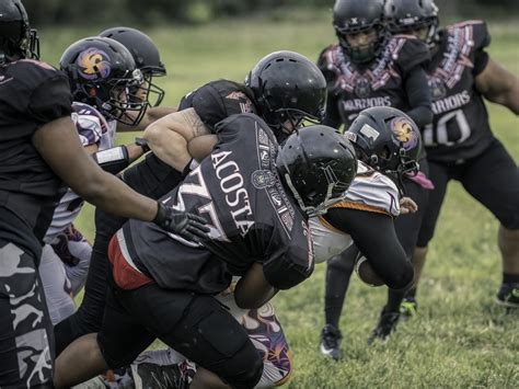 Women's Tackle Football | Nikon Cafe