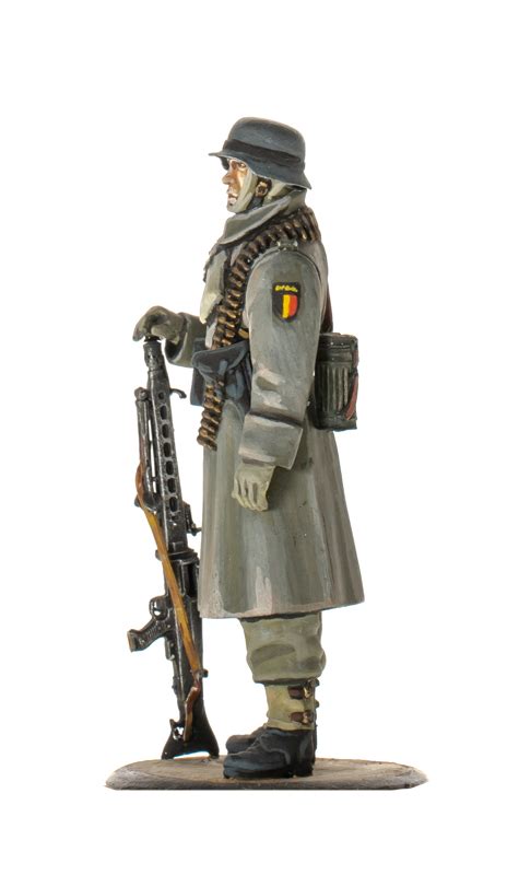 German Mg42 Gunner S5 F08 54 Mm 132 World War Ii 1939 1945