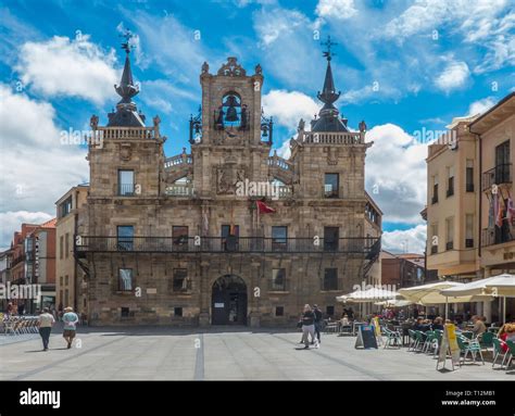 Astorga spain hi-res stock photography and images - Alamy