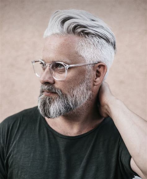 Best Hairstyles For Older Men Mens Hairstyles With Beard Cool Short Hairstyles Haircuts For