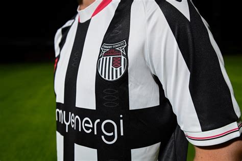 Grimsby Town 2022 23 Macron Home Kit Unveiled The Kitman