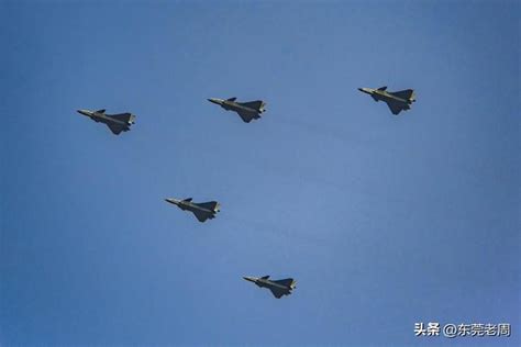 200架vs486架，中美空軍隱身戰機各有優劣，美軍的優勢越來越小 每日頭條