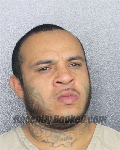 Recent Booking Mugshot For MARLON JAMES FOSTER In Broward County Florida