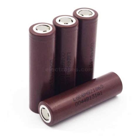 3 7V 2000mAh Rechargeable 18650 Li Ion Battery In Pakistan