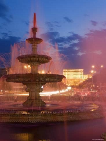 'Piata Unirii Fountain and Palace of Parliament, Bucharest, Piata ...