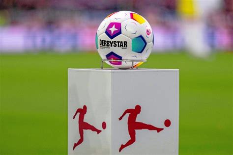 Deutsche Fu Ball Liga Dfl Einstieg Eines Investors Als