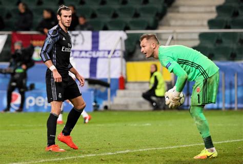 Legia w Lidze Mistrzów Od blamażu przez puste trybuny po euforię