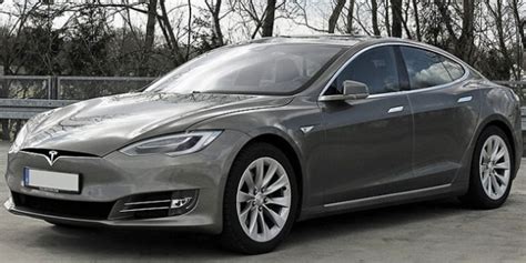 Tesla uygun fiyatlı otomobil için harekete geçti Yeni Akit