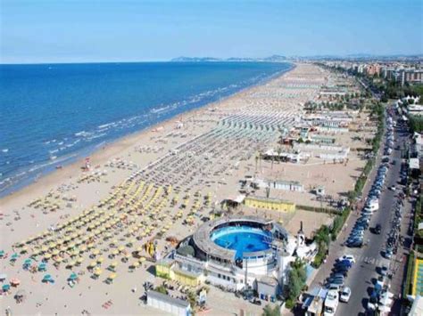 Emilia Romagna Italy Beaches Beach Hotels Rimini