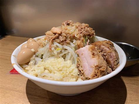 Susuruさんのインスタグラム写真 Susuruinstagram「横浜・反町ですすれる『蓮爾』系ラーメン！ 超極太、ワシワシを超え