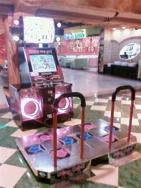 File Dance Dance Revolution Thmix Plus Arcade Wikimedia Off