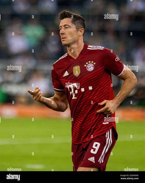 Lewandowski Hi Res Stock Photography And Images Alamy