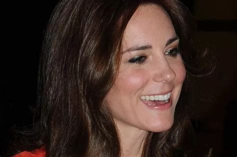 Kate Middleton Wows Crowds With Red Dress Decorated With Poppies In