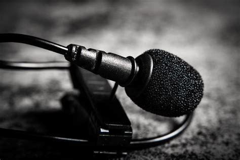 Best Lapel Mics And Lavalier Mics To Suit Your Budget Vocalist