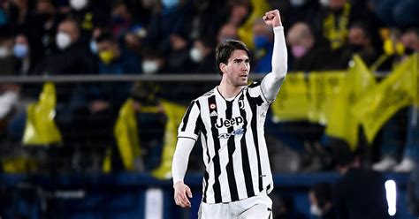 Dušan Vlahović video Juventus star s goal 32 seconds in UCL debut