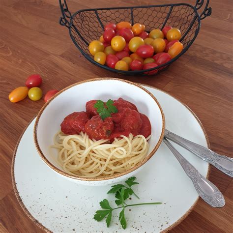 Spaghetti mit Hackbällchen in Tomatensoße Sylkes Liebelei