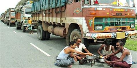 The Challenges Faced By An Indian Truck Driver