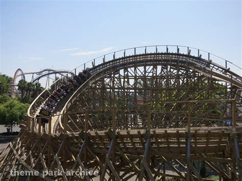 Gold Striker at California's Great America | Theme Park Archive