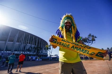 Torcida Verde Amarela Alegra Jogão Da Seleção Feminina De Futebol Veja