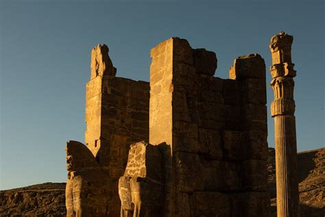 Persepolis Ruins Under a Clear Blue Sky · Free Stock Photo