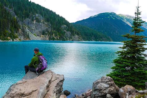 Best Vancouver Hikes - Hiking Trail Guide 2023 - STINGY NOMADS