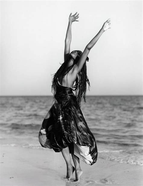 Naomi Campbell Nude Yo MILF In Photos The Fappening