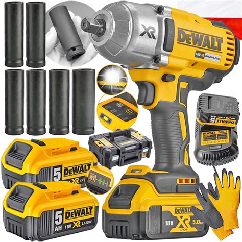 DEWALT UDAROWY KLUCZ AKUMULATOROWY DO KÓŁ DCF900 18V 2x5Ah 1355Nm