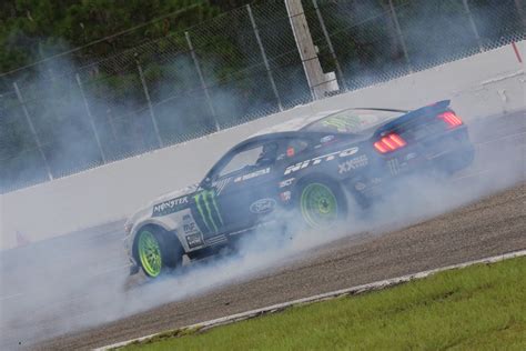 Rain Cant Dampen The Mustang Week 2017 Action Day 2