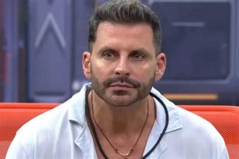 O Que Aconteceu Com Henri Castelli No Bbb - O que aconteceu com Henri Castelli após nova convulsão no BBB26