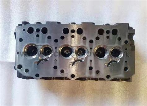 Yanmar Engine 3TNB82 Cylinder Head