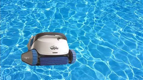 The Robotic Pool Cleaner: A Comprehensive Guide