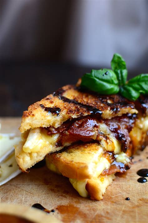 Yammie's Noshery: Bacon, Brie, and Apricot Grilled Cheese with Balsamic ...