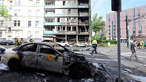 Düsseldorf Drei Tote bei Kiosk Explosion Brandbeschleuniger in