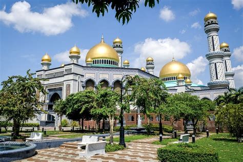 Jame'Asr Hassanil Bolkiah Mosque In Brunei