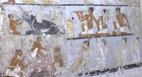 Egypt Archaeologists Find 4 400 Year Old Tomb Daily Mail Online