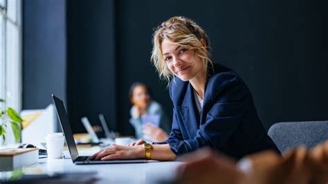 Radiant Presence: The Inner Framework of Lasting Influence