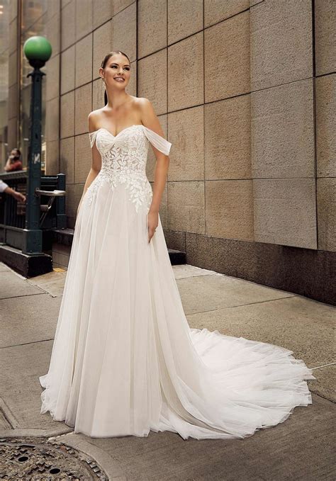 Casual Wedding Dress Ideas For Brides 2024 Styles