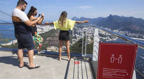 Reabertura Leva Centenas De Pessoas A Pontos Tur Sticos Do Rio Rio De