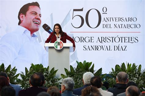 Aristóteles Sandoval Piden unión a priistas durante homenaje por