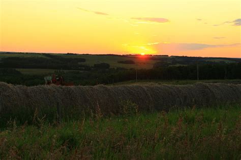 Farm Land Sunset | Sunset, Farmland, Photo