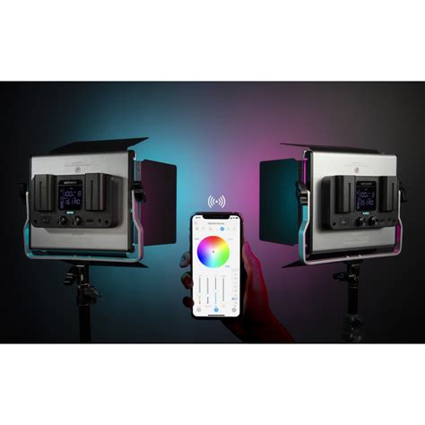 Neewer 660 Pro RGB LED Video Light With App Control 360